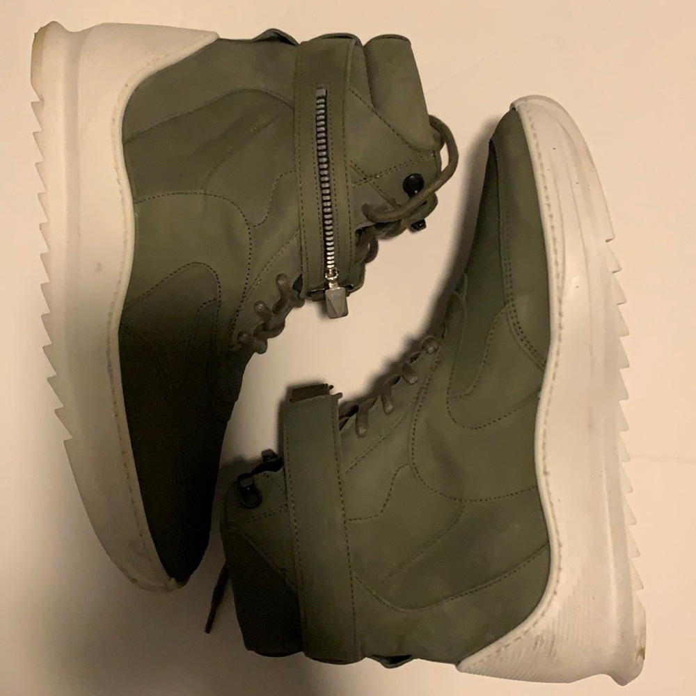 Filling Pieces Mid Peak Boot